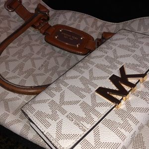 Micheal kors bag